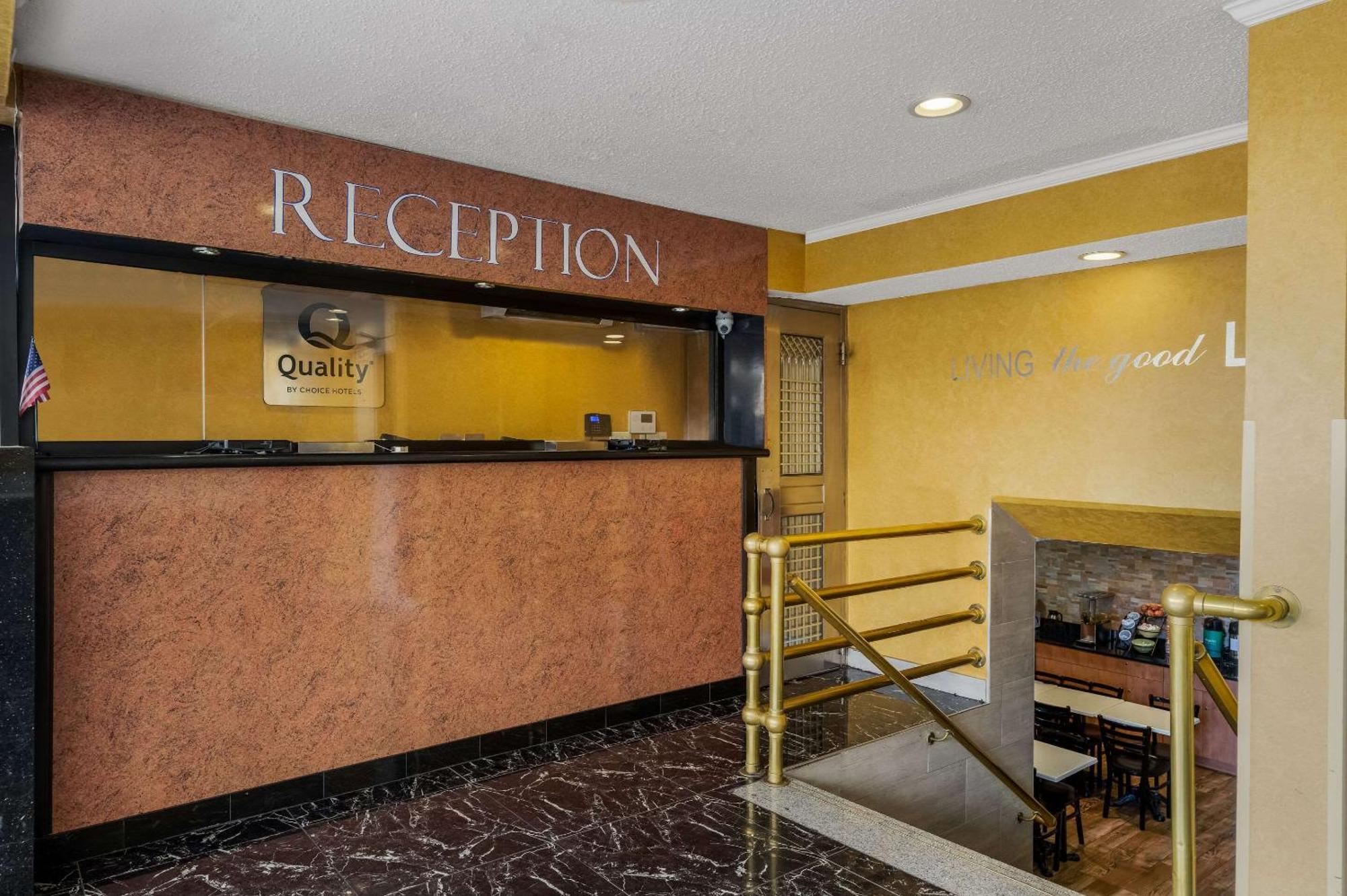Quality Inn Jfk Airport Rockaway Blvd New York Eksteriør billede